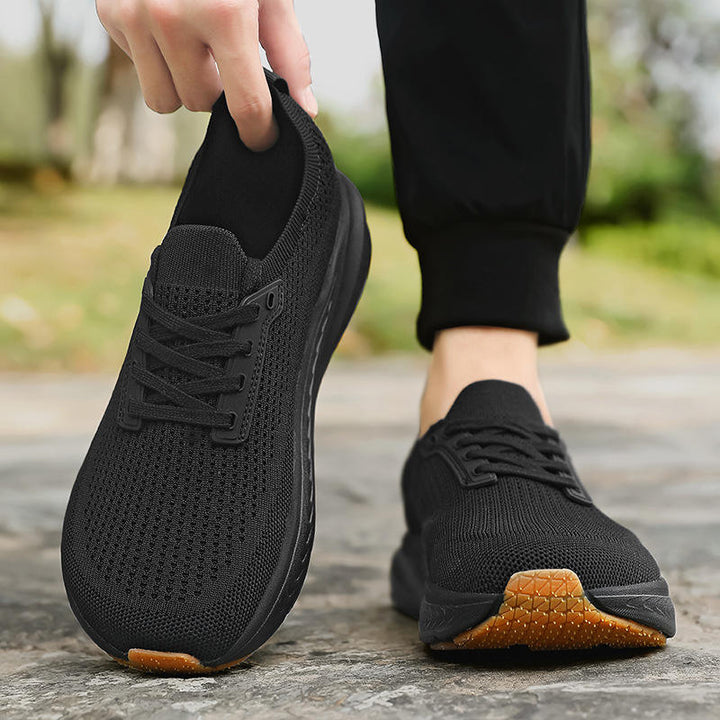 Orthizen Comfort 2.0 Black on foot, outdoor path